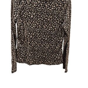 Elegant Black and Gold Women's Top